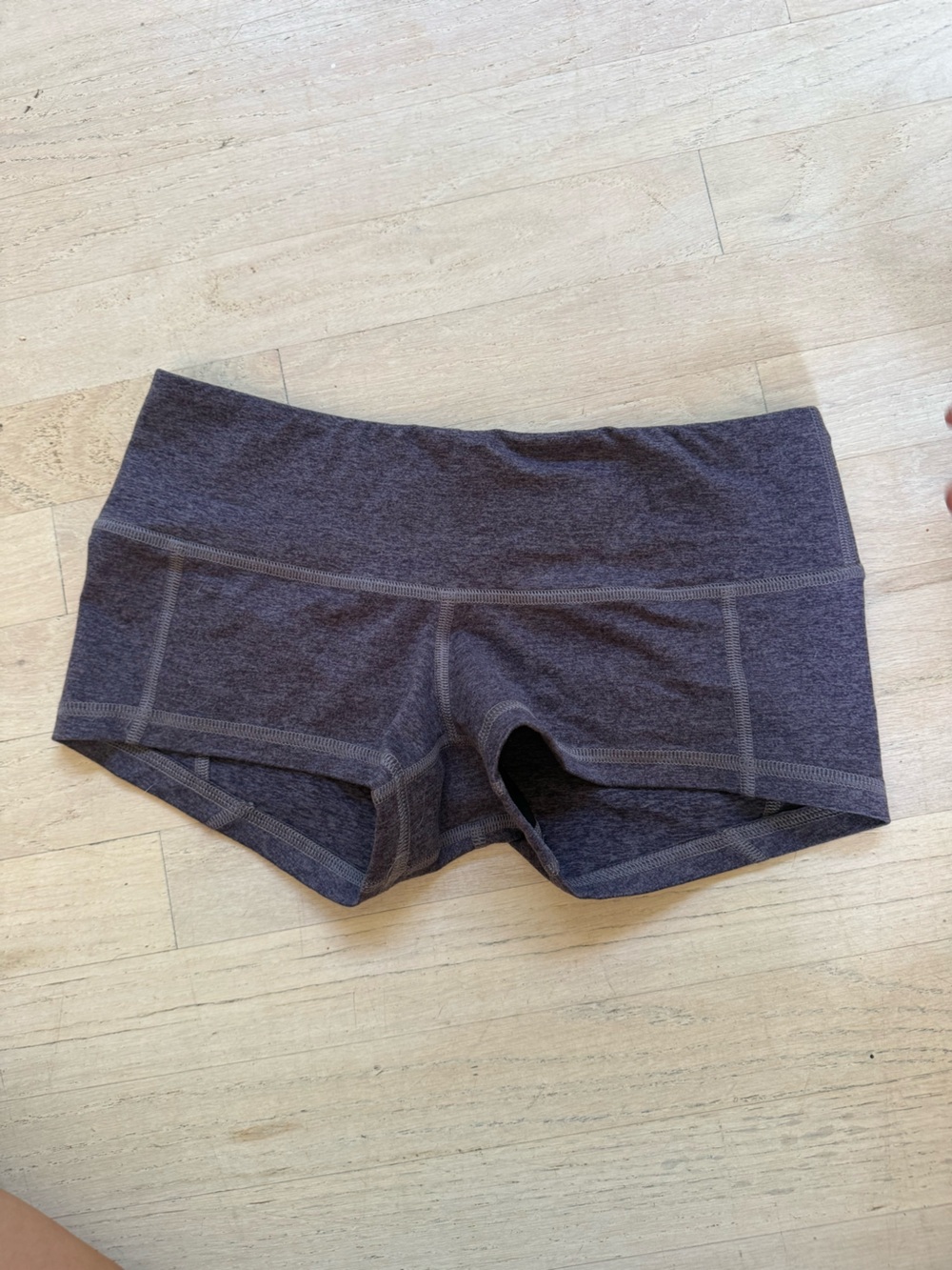 FLEO PURPLE SHORTS